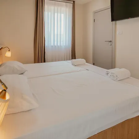 Luxury Apartments Vili Umag Exterior photo