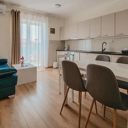 Luxury Apartments Vili Umag Exterior photo